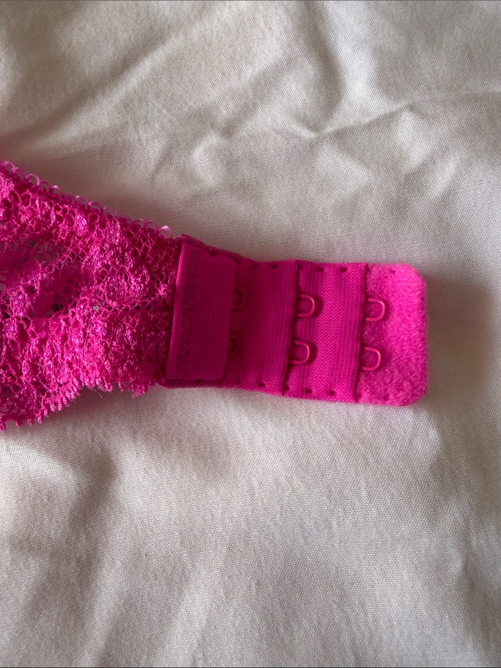 Victoria's Secret Hot Pink and Blush Lace Push-Up Bra - Picture 5 of 6